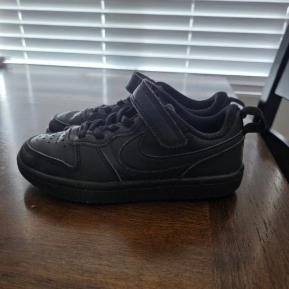 Nike Boys Borough Low Recraft Sneakers - Picture 2 of 5